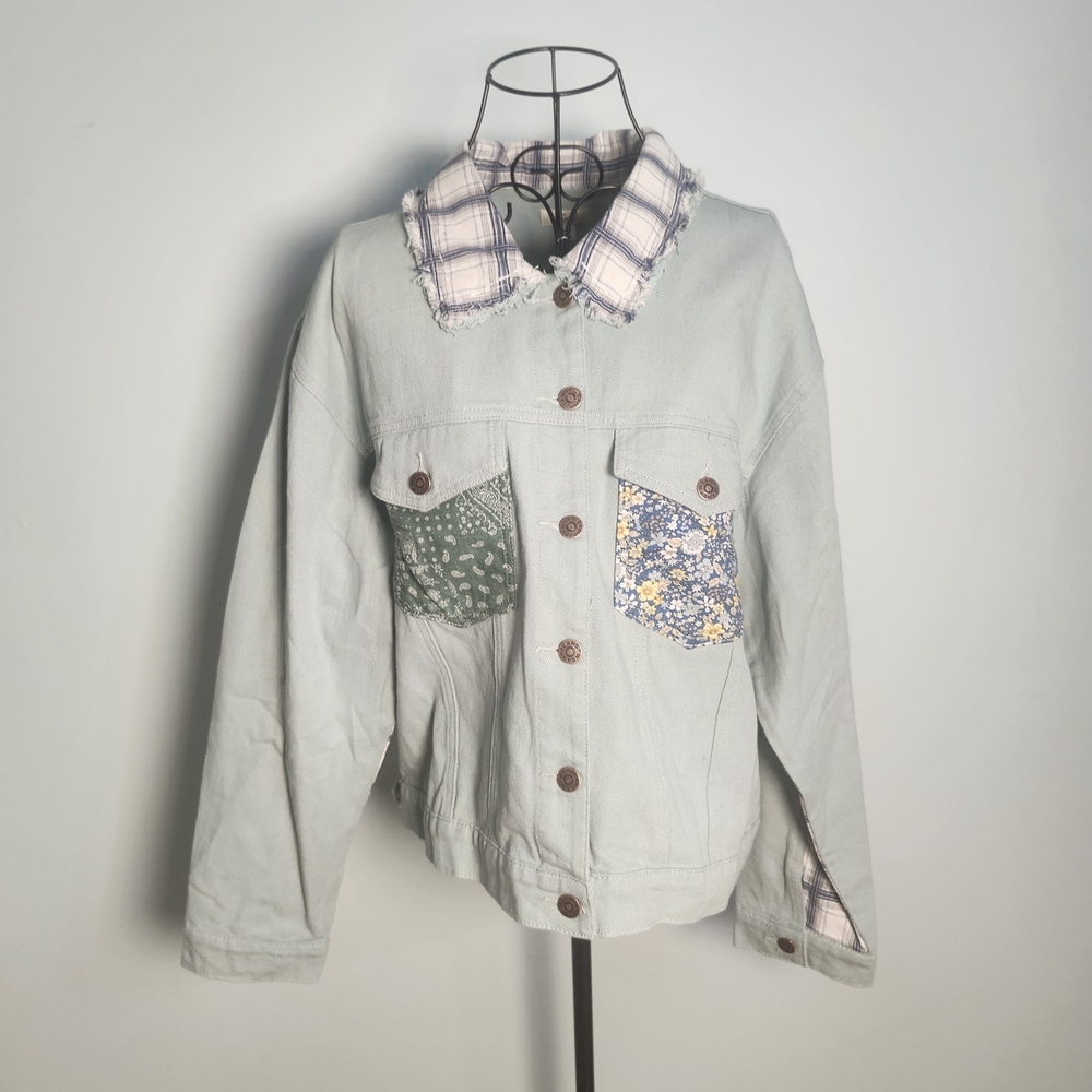 Easel Patchwork Denim Jacket Size Large Cottageco… - image 2